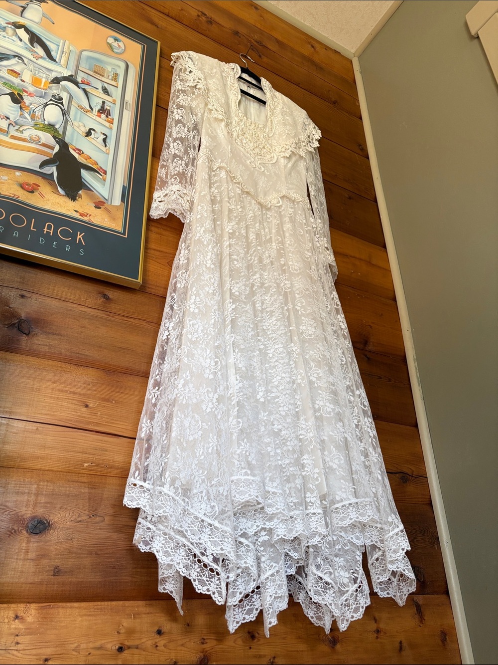 1980’s Jessica McClintock Lace Wedding Dress, Size 4